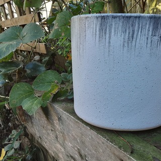 Sandy Grey pot, large